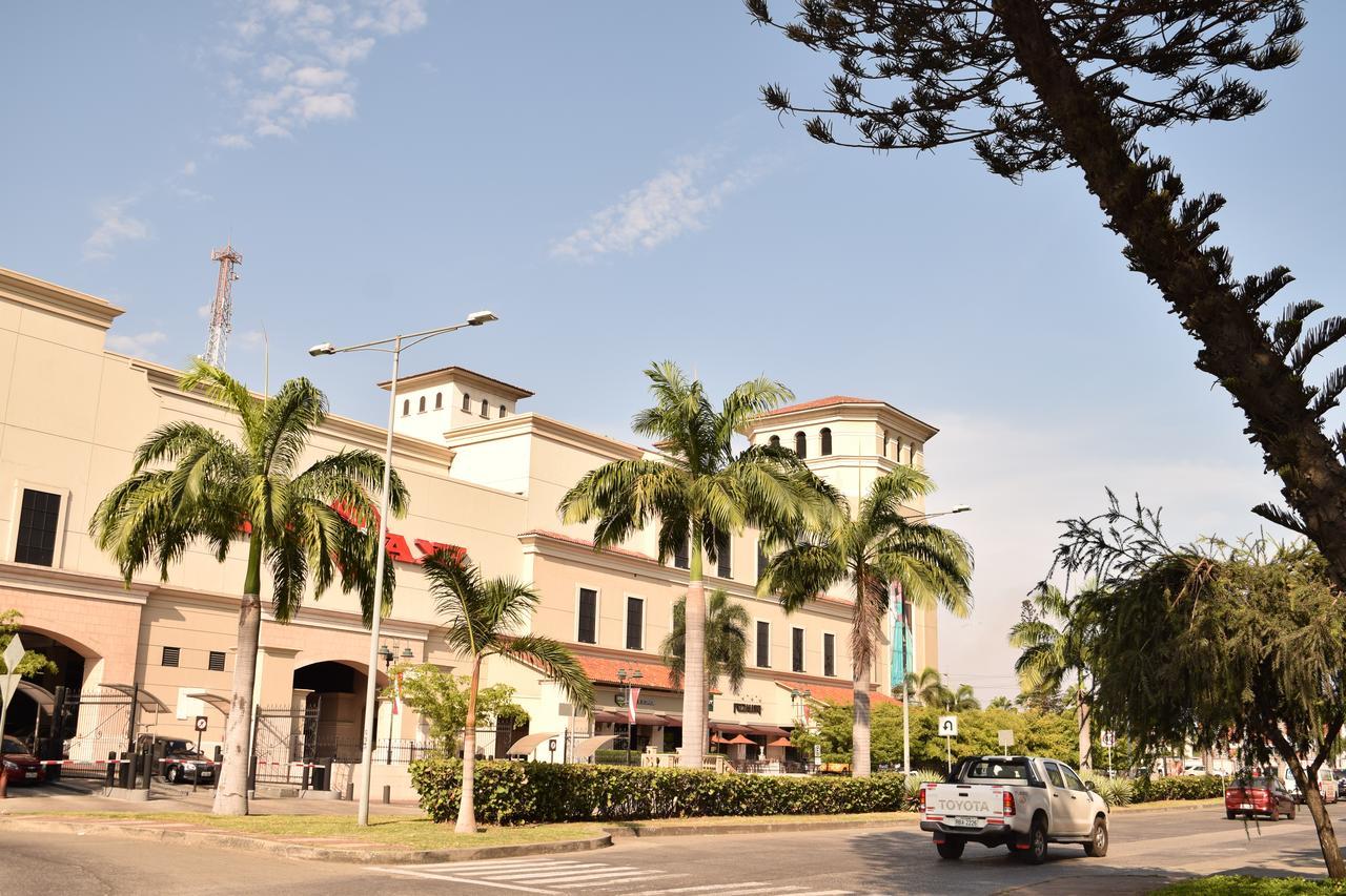 Alojamiento Castelnouvo, Entre Rios, Guayaquil, Ecuador Buitenkant foto